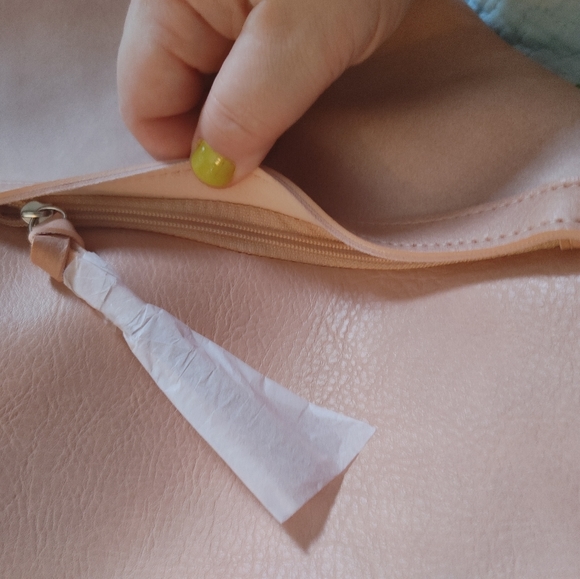 Rose Gold Purse - Picture 3 of 5